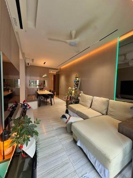 Parc Esta, 912 Sims Avenue, 3 Bedrooms, 840 sqft, Condominium For Sale, by Tobio Sim, 500243621 - Living Room - PropertyGuru.com.sg