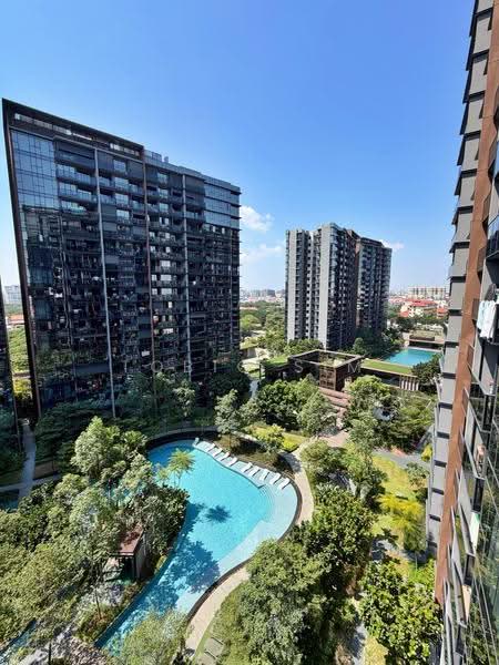 Parc Esta, 912 Sims Avenue, 3 Bedrooms, 840 sqft, Condominium For Sale, by Tobio Sim, 500243621 - Exterior - PropertyGuru.com.sg
