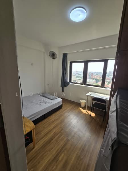 Bayshore Park, 50 Bayshore Road, Room Rental, 200 sqft, Condominium For Rent, by Liow Hai Ting, 500243622 - Bedroom - PropertyGuru.com.sg