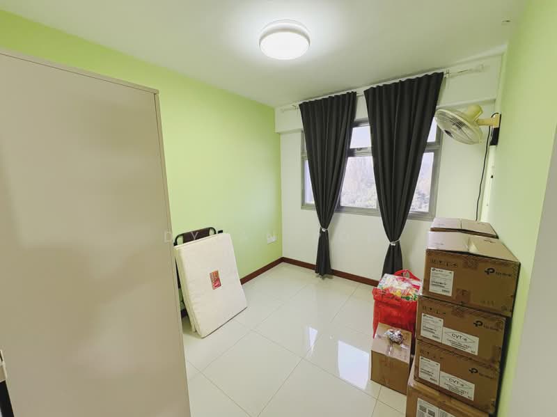 672A Edgefield Plains, 672A Edgefield Plains, 2 Bedrooms, 700 sqft, HDB Flat For Rent, by Dylan Poh, 500243624 - Bedroom - PropertyGuru.com.sg