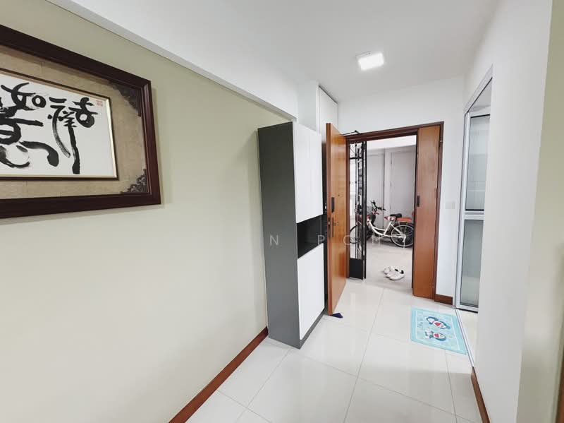 672A Edgefield Plains, 672A Edgefield Plains, 2 Bedrooms, 700 sqft, HDB Flat For Rent, by Dylan Poh, 500243624 - Entrance - PropertyGuru.com.sg