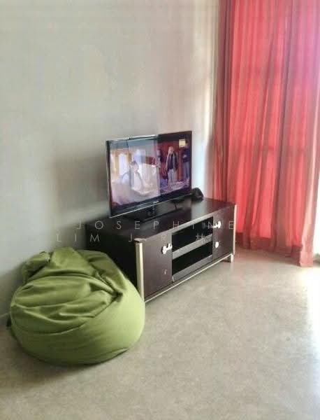 Dahlia Park Condo, 9 Flora Drive, 2 Bedrooms, 1,119 sqft, Condominium For Rent, by Josephine Lim J R 林婕容 (区域分行董事 ), 500243626 - Living Room - PropertyGuru.com.sg