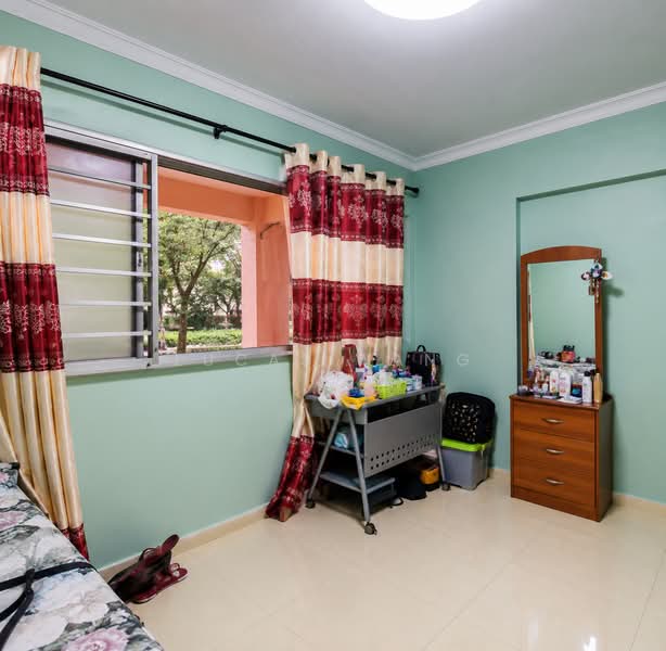 559 Jurong West Street 42, 559 Jurong West Street 42, 3 Bedrooms, 1,475 sqft, HDB Flat For Rent, by Lucas Wang, 500243630 - Bedroom - PropertyGuru.com.sg
