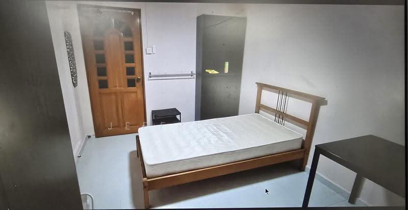 411 Tampines Street 41, 411 Tampines Street 41, Room Rental, 150 sqft, HDB Flat For Rent, by Jeffrey Lee, 500243631 - Bedroom - PropertyGuru.com.sg