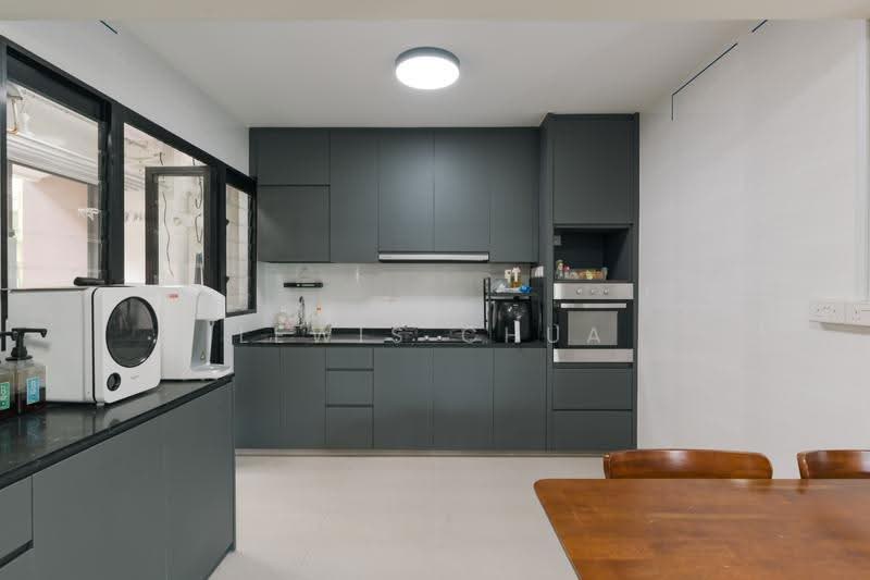 402B Fernvale Lane, 402B Fernvale Lane, 3 Bedrooms, 1,001 sqft, HDB Flat For Sale, by Lewis Chua, 500243637 - Kitchen - PropertyGuru.com.sg