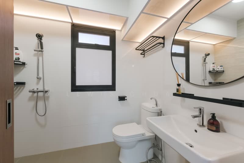 402B Fernvale Lane, 402B Fernvale Lane, 3 Bedrooms, 1,001 sqft, HDB Flat For Sale, by Lewis Chua, 500243637 - Bathroom - PropertyGuru.com.sg