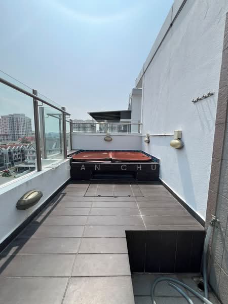 Palmera East, 29 Lorong Melayu, 2 Bedrooms, 1,184 sqft, Apartment For Rent, by Joan Chua, 500243647 - Balcony - PropertyGuru.com.sg
