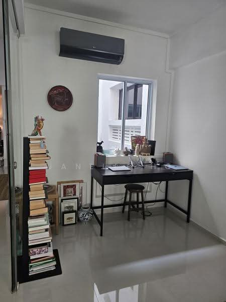 78 Yong Siak Street, 78 Yong Siak Street, 3 Bedrooms, 926 sqft, Walk-up Apartment For Rent, by Janelle Ho, 500243651 - Study - PropertyGuru.com.sg