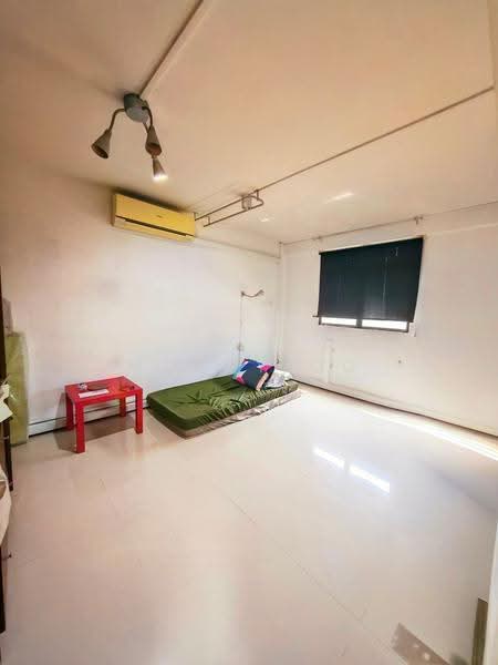 34 Jalan Bahagia, 34 Jalan Bahagia, Balestier / Toa Payoh, 2 Bedrooms, 603 sqft, HDB Flat For Sale, by Mandy Oo, 500243654 - Bedroom 1 - PropertyGuru.com.sg