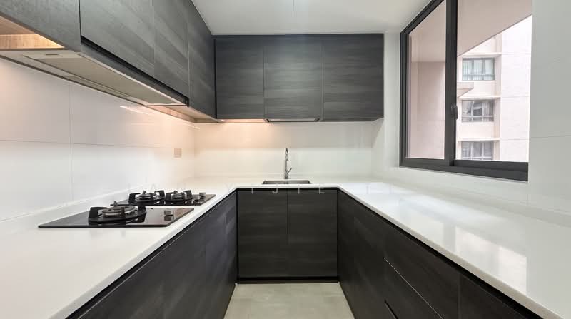 Sims Urban Oasis, 18 Sims Drive, 3 Bedrooms, 1,033 sqft, Condominium For Sale, by Ian Yijie Teo, 500243657 - Kitchen - PropertyGuru.com.sg