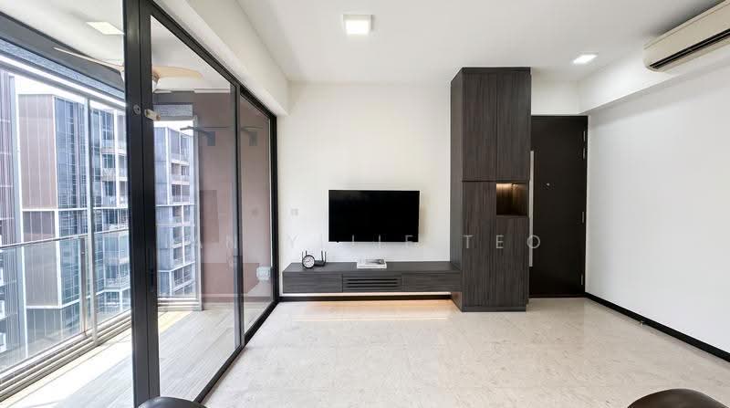 Sims Urban Oasis, 18 Sims Drive, 3 Bedrooms, 1,033 sqft, Condominium For Sale, by Ian Yijie Teo, 500243657 - Living Room - PropertyGuru.com.sg