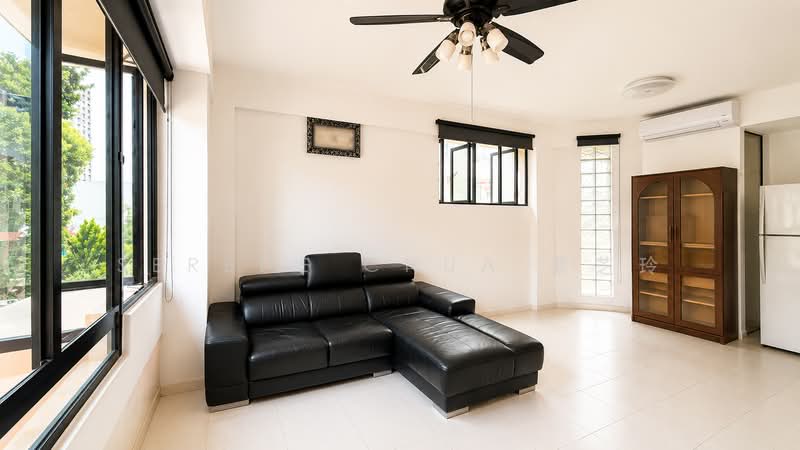 Bristol Lodge, 53 Bristol Road, 3 Bedrooms, 958 sqft, Condominium For Rent, by Serene Chua 蔡芝玲, 500243665 - Living Room - PropertyGuru.com.sg