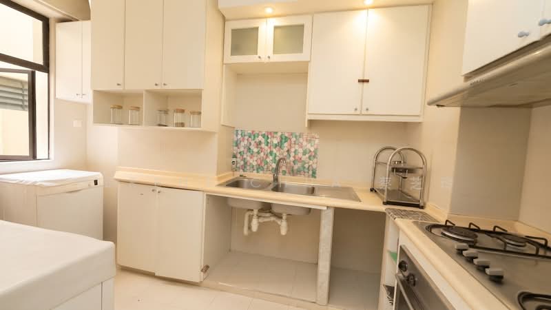 Bristol Lodge, 53 Bristol Road, 3 Bedrooms, 958 sqft, Condominium For Rent, by Serene Chua 蔡芝玲, 500243665 - Kitchen - PropertyGuru.com.sg