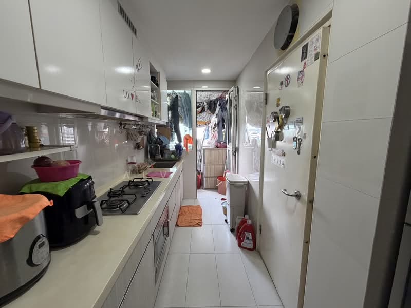 1 Canberra, 7 Canberra Drive, 3 Bedrooms, 1,044 sqft, Condominium For Sale, by Alvin Toh, 500243674 - Kitchen - PropertyGuru.com.sg