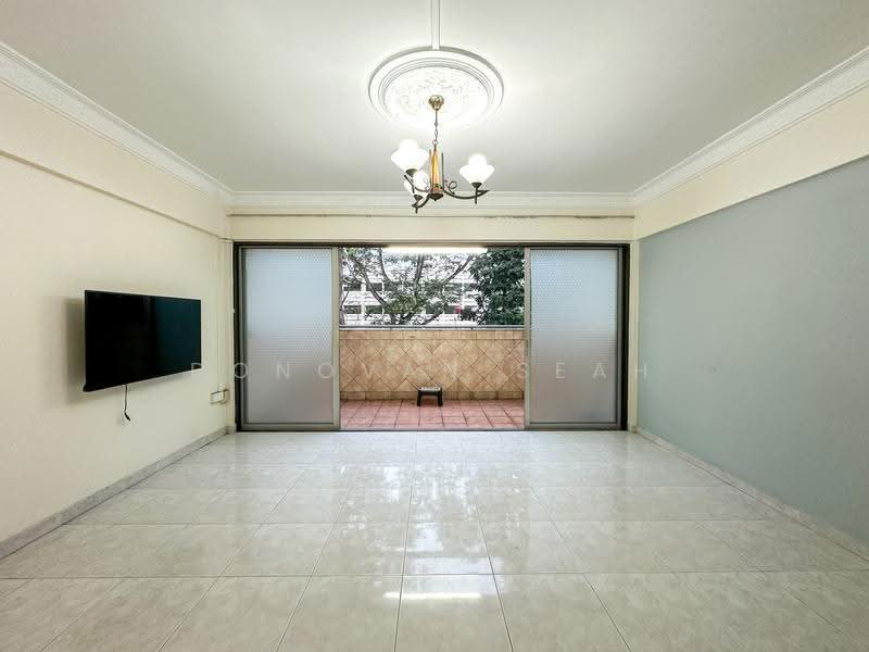 142 Serangoon North Avenue 1, 142 Serangoon North Avenue 1, Hougang / Punggol / Sengkang, 4 Bedrooms, 1,571 sqft, HDB Flat For Sale, by Donovan Seah, 500243681 - Living Room - PropertyGuru.com.sg