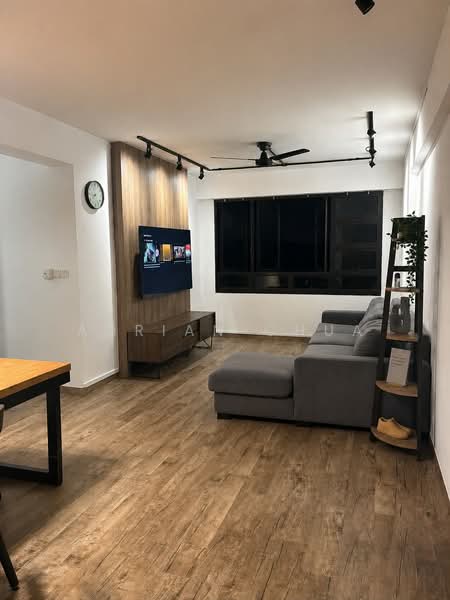 548B Segar Road, 548B Segar Road, Dairy Farm / Bukit Panjang / Choa Chu Kang, 3 Bedrooms, 990 sqft, HDB Flat For Sale, by Adrian Chua, 500243682 - Living Room - PropertyGuru.com.sg
