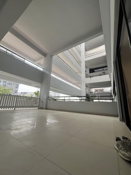 Bedok Court, 295 Bedok South Avenue 3, 3 Bedrooms, 2,200 sqft, Condominium For Rent, by Gerald Lim, 500243693 - Exterior - PropertyGuru.com.sg