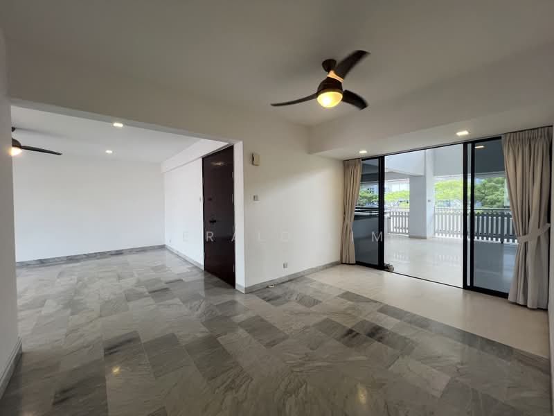 Bedok Court, 295 Bedok South Avenue 3, 3 Bedrooms, 2,200 sqft, Condominium For Rent, by Gerald Lim, 500243693 - Living Room - PropertyGuru.com.sg