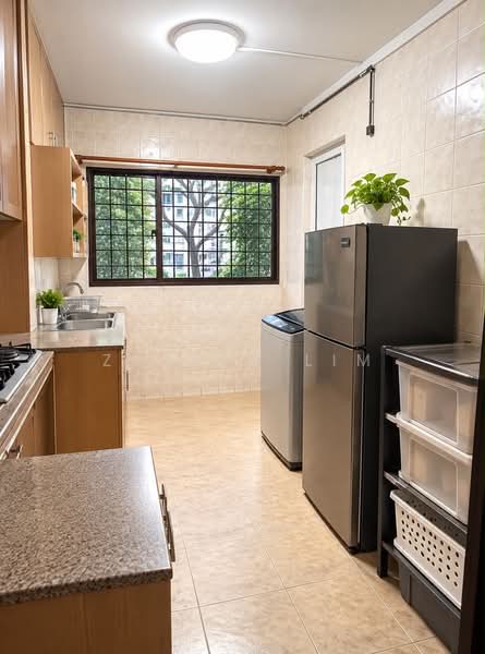 143 Potong Pasir Avenue 2, 143 Potong Pasir Avenue 2, Macpherson / Potong Pasir, 2 Bedrooms, 796 sqft, HDB Flat For Sale, by Zoelyn Lim, 500243697 - Kitchen - PropertyGuru.com.sg