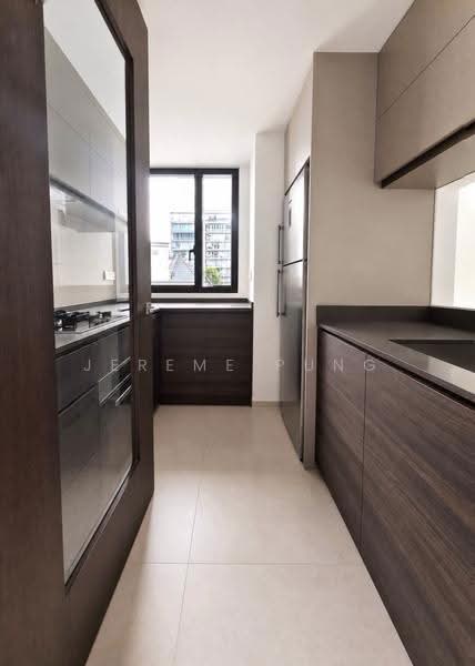 Juniper Hill, 39 Ewe Boon Road, 3 Bedrooms, 915 sqft, Condominium For Sale, by Jereme Pung, 500243710 - Kitchen - PropertyGuru.com.sg