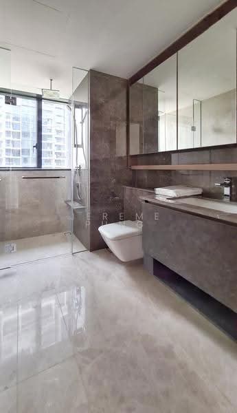 Juniper Hill, 39 Ewe Boon Road, 3 Bedrooms, 915 sqft, Condominium For Sale, by Jereme Pung, 500243710 - Bathroom - PropertyGuru.com.sg
