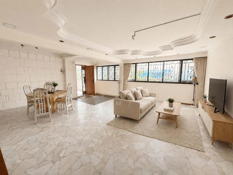 794 Yishun Ring Road, 794 Yishun Ring Road, 3 Bedrooms, 1,301 sqft, HDB Flat For Sale, by Shamir (Agent SAM), 500243715 - Living Room - PropertyGuru.com.sg