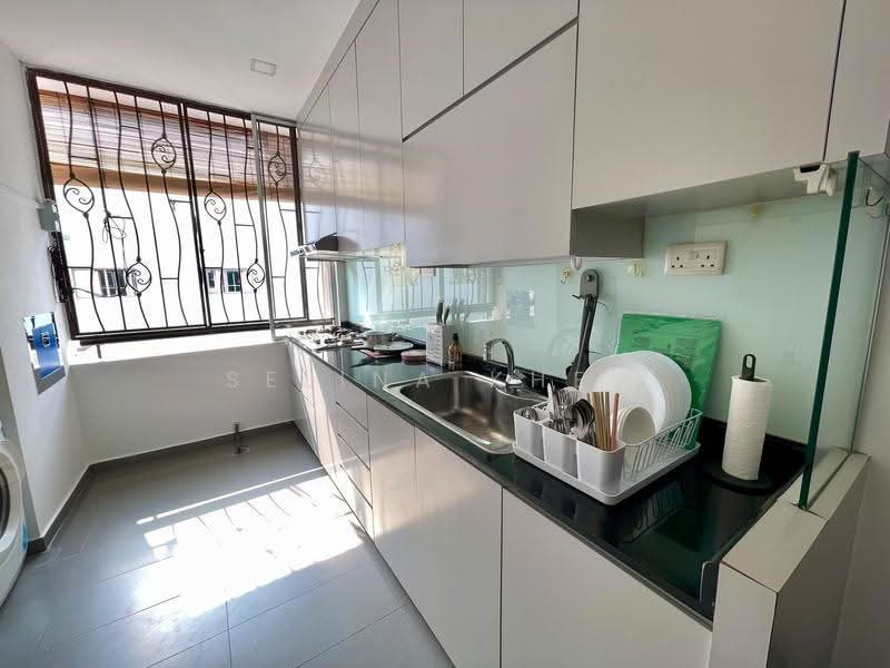 Palm Mansions, 345 Pasir Panjang Road, Buona Vista / West Coast / Clementi New Town, Room Rental, 100 sqft, Apartment For Rent, by Selina Khew, 500243721 - Kitchen - PropertyGuru.com.sg