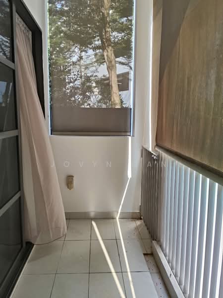 E Maisons (The Maisons), 28 Braddell Road, Room Rental, 150 sqft, Apartment For Rent, by Jovyn Gan, 500243726 - Balcony - PropertyGuru.com.sg