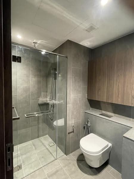 Midtown Modern, 18 Tan Quee Lan Street, 2 Bedrooms, 721 sqft, Condominium For Rent, by Lee Lee CHEN, 500243731 - Bathroom - PropertyGuru.com.sg