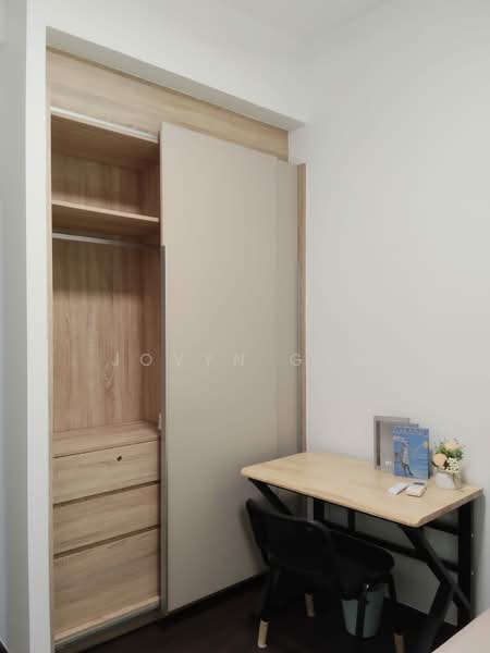 E Maisons (The Maisons), 28 Braddell Road, Room Rental, 150 sqft, Apartment For Rent, by Jovyn Gan, 500243734 - Study - PropertyGuru.com.sg