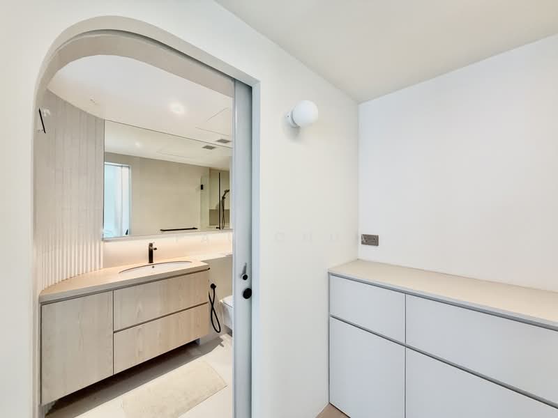 Icon, 10 Gopeng Street, 2 Bedrooms, 1,076 sqft, Apartment For Rent, by Pau Chua, 500243737 - Bathroom - PropertyGuru.com.sg