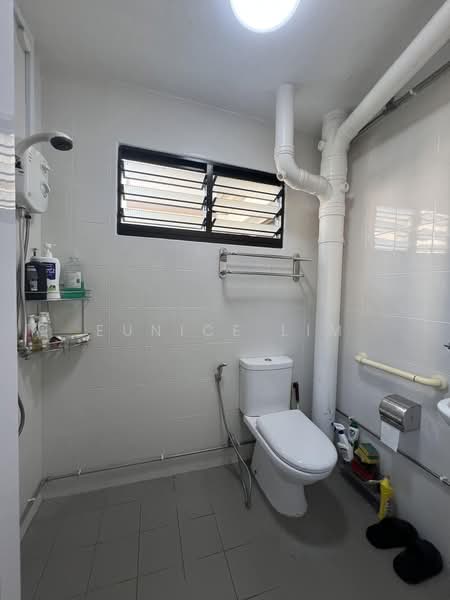 116 Ang Mo Kio Avenue 4, 116 Ang Mo Kio Avenue 4, 1 Bedroom, 474 sqft, HDB Flat For Sale, by Eunice Lim, 500243742 - Bathroom - PropertyGuru.com.sg