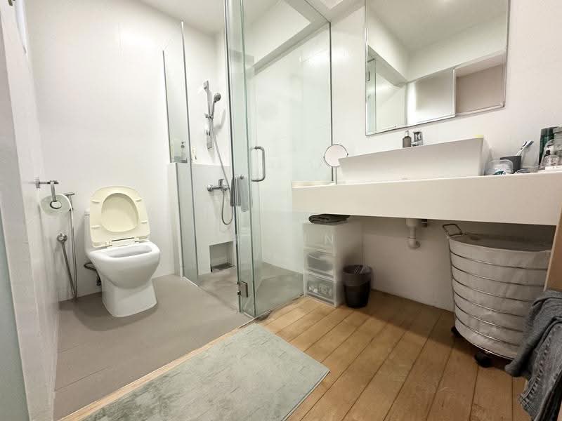 584 Cheng San Court, 584 Ang Mo Kio Avenue 3, Ang Mo Kio / Bishan / Thomson, 2 Bedrooms, 721 sqft, HDB Flat For Sale, by Er Lin, 500243747 - Bathroom - PropertyGuru.com.sg