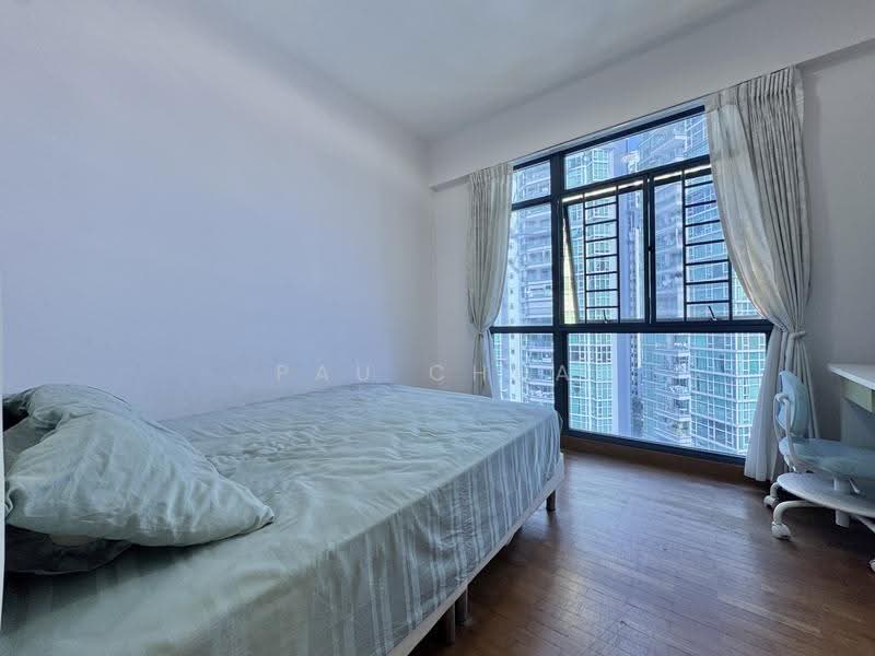 Blue Horizon, 21 West Coast Crescent, 2 Bedrooms, 904 sqft, Condominium For Sale, by Pau Chua, 500243751 - Bedroom - PropertyGuru.com.sg