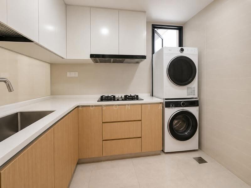 Symphony Suites, 7 Yishun Close, 3 Bedrooms, 786 sqft, Condominium For Rent, by Zedson Tan, 500243759 - Kitchen - PropertyGuru.com.sg