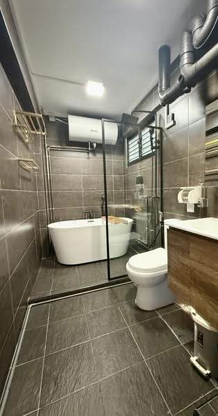 139 Marsiling Road, 139 Marsiling Road, Admiralty / Woodlands, 4 Bedrooms, 1,442 sqft, HDB Flat For Sale, by Jeffrey Tay, 500243762 - Bathroom - PropertyGuru.com.sg