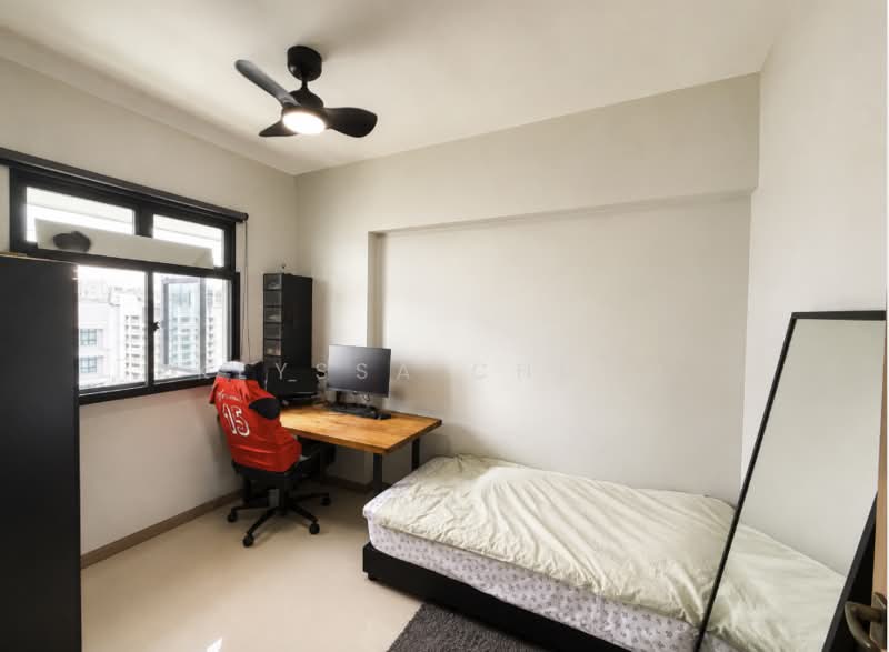 420D Northshore Drive, 420D Northshore Drive, 3 Bedrooms, 1,012 sqft, HDB Flat For Sale, by Klyssa Chong, 500243767 - Bedroom - PropertyGuru.com.sg