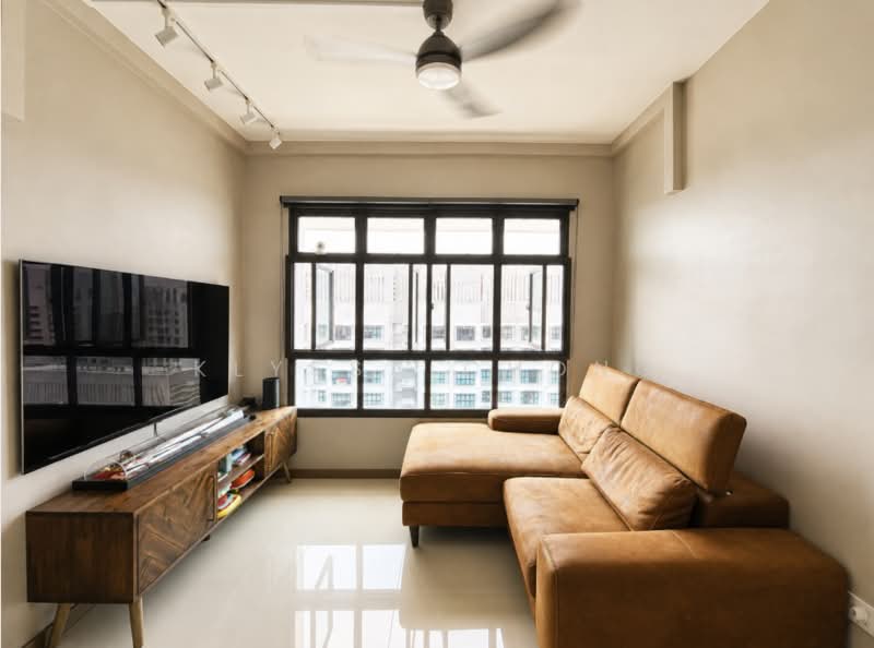 420D Northshore Drive, 420D Northshore Drive, 3 Bedrooms, 1,012 sqft, HDB Flat For Sale, by Klyssa Chong, 500243767 - Living Room - PropertyGuru.com.sg