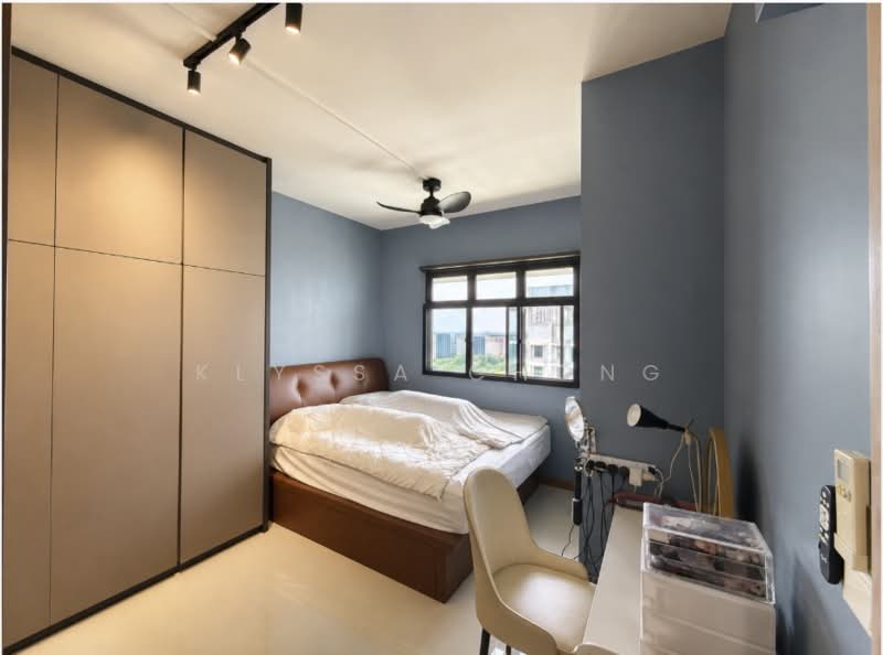 420D Northshore Drive, 420D Northshore Drive, 3 Bedrooms, 1,012 sqft, HDB Flat For Sale, by Klyssa Chong, 500243767 - Bedroom - PropertyGuru.com.sg