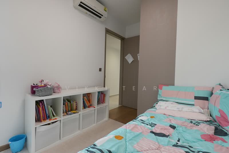 Dairy Farm Residences, 12 Dairy Farm Lane, 3 Bedrooms, 936 sqft, Condominium For Rent, by Vikki Tear, 500243768 - Bedroom - PropertyGuru.com.sg