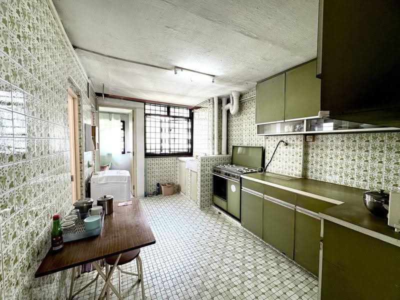 2 Ghim Moh Road, 2 Ghim Moh Road, 3 Bedrooms, 700 sqft, HDB Flat For Sale, by Jessica Soo, 500243771 - Kitchen - PropertyGuru.com.sg