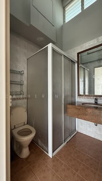 Sun Plaza, 30 Sembawang Drive, 3 Bedrooms, 1,100 sqft, Apartment For Rent, by Catherine Lau, 500243796 - Bathroom - PropertyGuru.com.sg