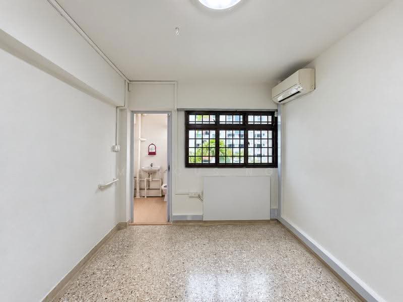 102 Bukit Purmei Road, 102 Bukit Purmei Road, Harbourfront / Telok Blangah, 2 Bedrooms, 786 sqft, HDB Flat For Rent, by Marcus Ng, 500243806 - Master Bedroom - PropertyGuru.com.sg