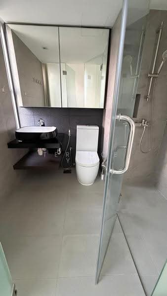 Pandan Valley, 4 Pandan Valley, 3 Bedrooms, 1,345 sqft, Condominium For Rent, by Terence Yew, 500243807 - PropertyGuru.com.sg