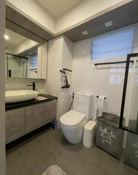 112 Edgefield Plains, 112 Edgefield Plains, 4 Bedrooms, 1,399 sqft, HDB Flat For Sale, by Charmian Ngan, 500243819 - Bathroom - PropertyGuru.com.sg