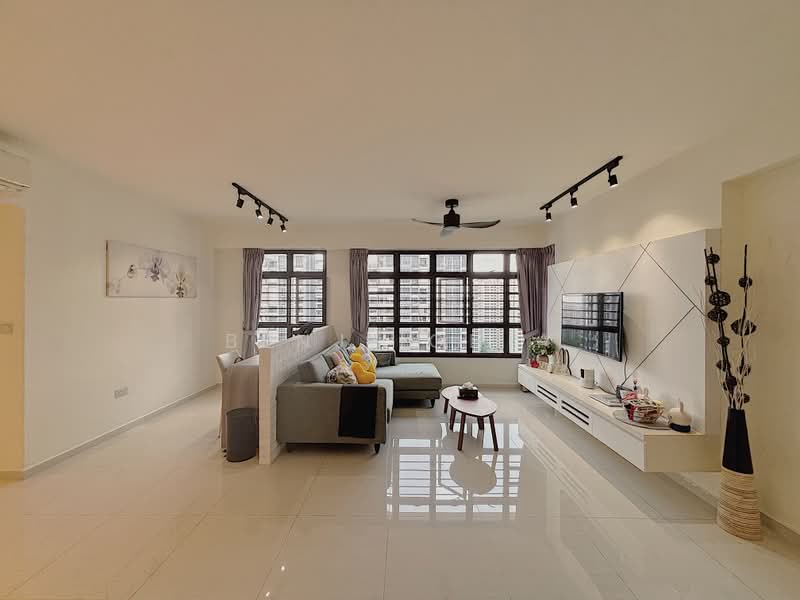 472C Fernvale Street, 472C Fernvale Street, 3 Bedrooms, 1,216 sqft, HDB Flat For Sale, by Benji Chia, 500243827 - Living Room - PropertyGuru.com.sg