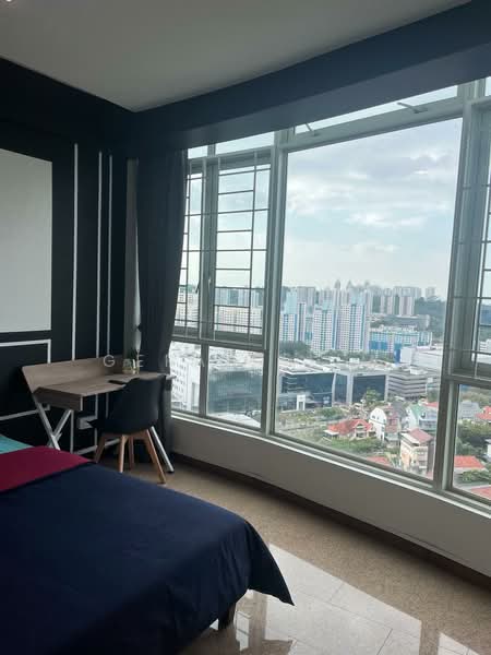 Queens, 10 Stirling Road, Room Rental, 150 sqft, Condominium For Rent, by Gerald Lim, 500243831 - Bedroom - PropertyGuru.com.sg