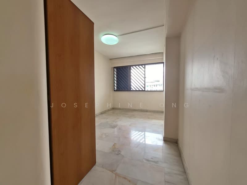 401 Serangoon Avenue 1, 401 Serangoon Avenue 1, 4 Bedrooms, 1,216 sqft, HDB Flat For Sale, by Josephine Ong, 500243836 - Bedroom 1 - PropertyGuru.com.sg