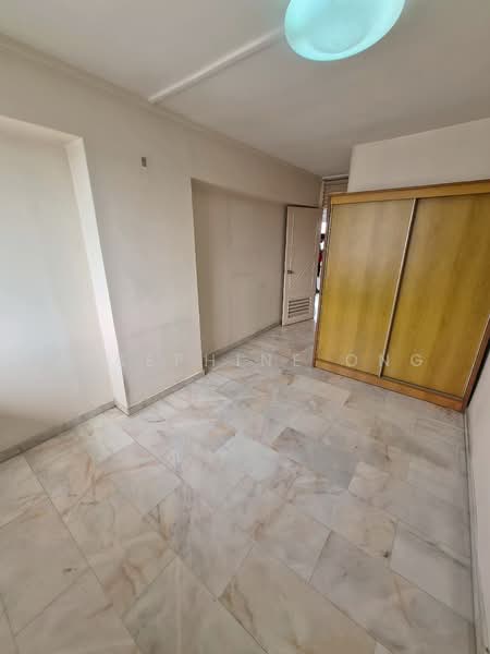 401 Serangoon Avenue 1, 401 Serangoon Avenue 1, 4 Bedrooms, 1,216 sqft, HDB Flat For Sale, by Josephine Ong, 500243836 - Bedroom 1 - PropertyGuru.com.sg