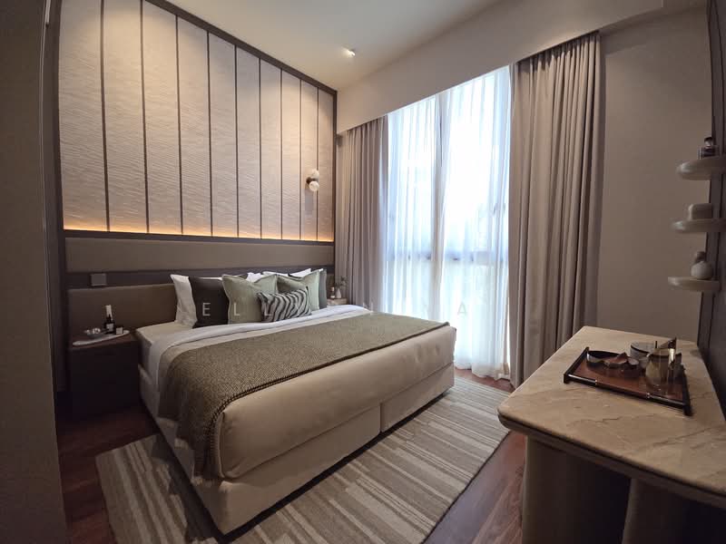 Parksuites, 20 Holland Grove Road, 2 Bedrooms, 786 sqft, Condominium For Sale, by Ellynn Yap, 500243840 - Bedroom - PropertyGuru.com.sg